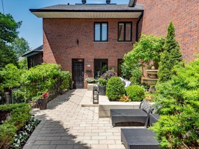 47Z Tsse Les Hautvilliers, Montréal Outremont, QC, H2V 4P1 Luxury House for sale | Listing ID 26710 | Royal LePage Carriage Trade Luxury Properties