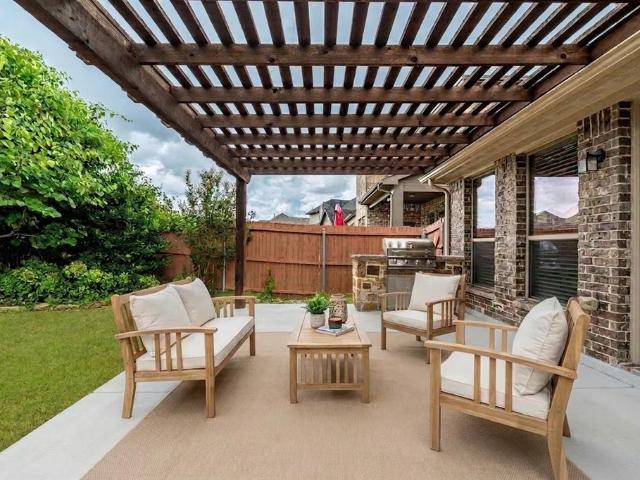 4404 Juniper Lane