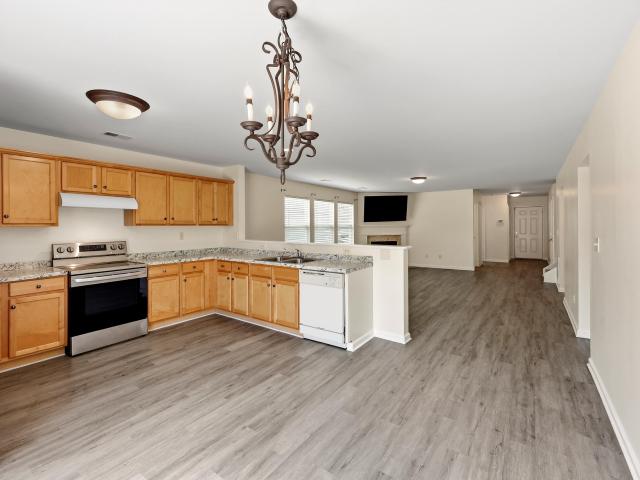 4404 Walnut Creek Drive