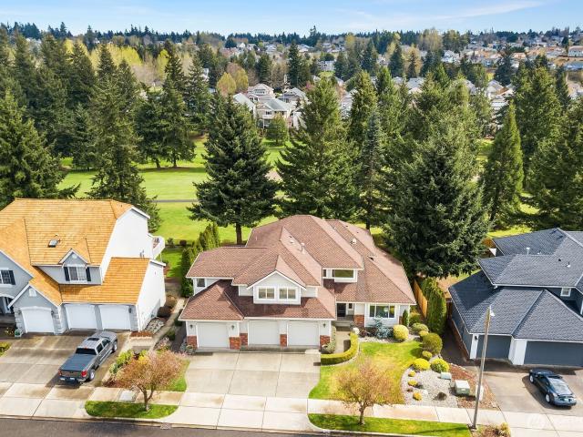 4407 Country Club Drive NE