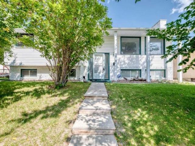 4408 Dalhart Road Nw, Calgary, AB, T3A 1B7 house for sale | Listing ID A2341 | Royal LePage