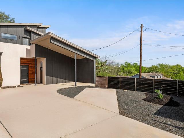 4400 Mount Vernon Dr # B