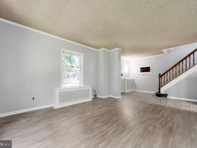 4400 School Lane