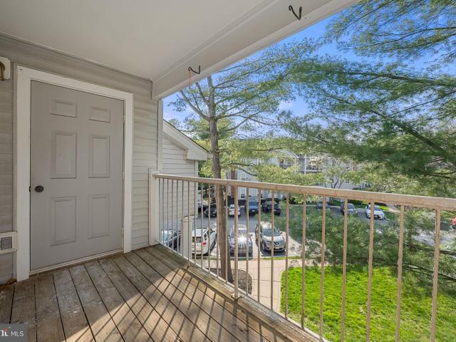 4402 Silverbrook Ln, Unit D302, Owings Mills, MD 21117 | MLS #MDBC2158