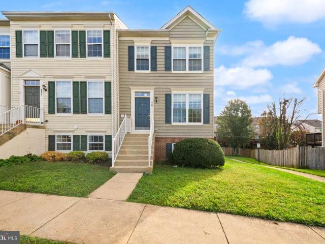 440 Andromeda Terrace NE