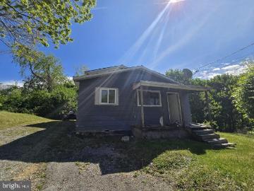 440 Bird Ln