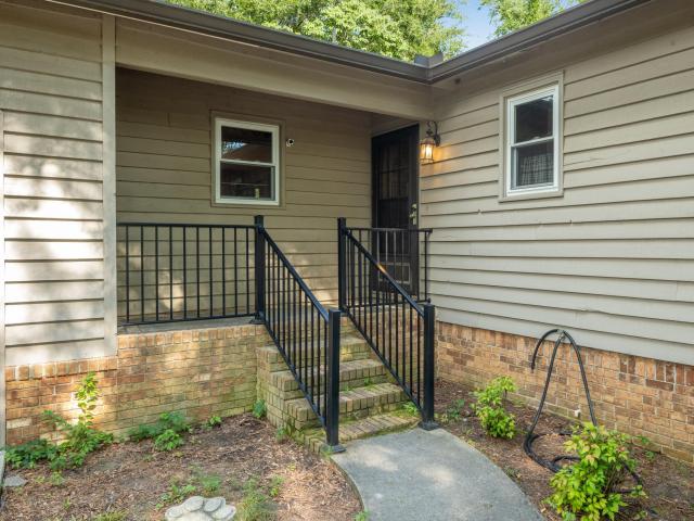 440 Bishop Pond Road