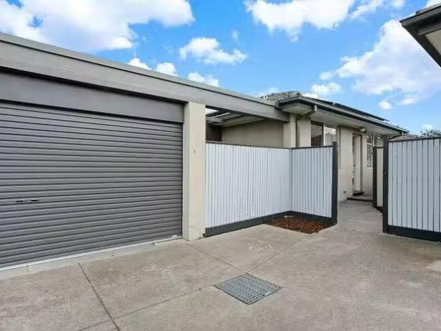 4/40 Godley Street, Reservoir, VIC 3073
