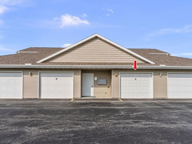 440 E Franklin Street # 203