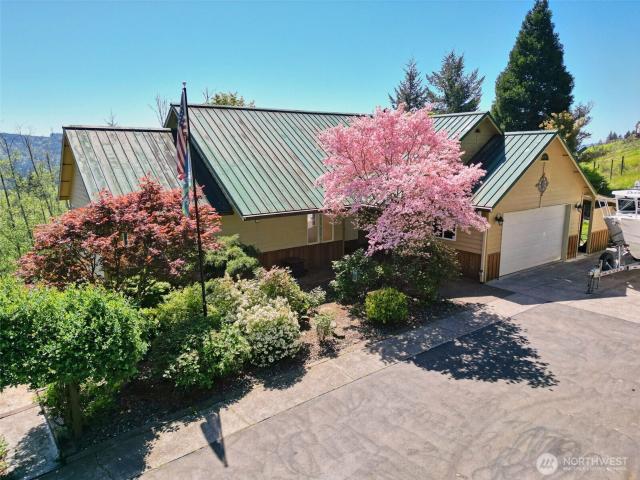 440 Fredrickson