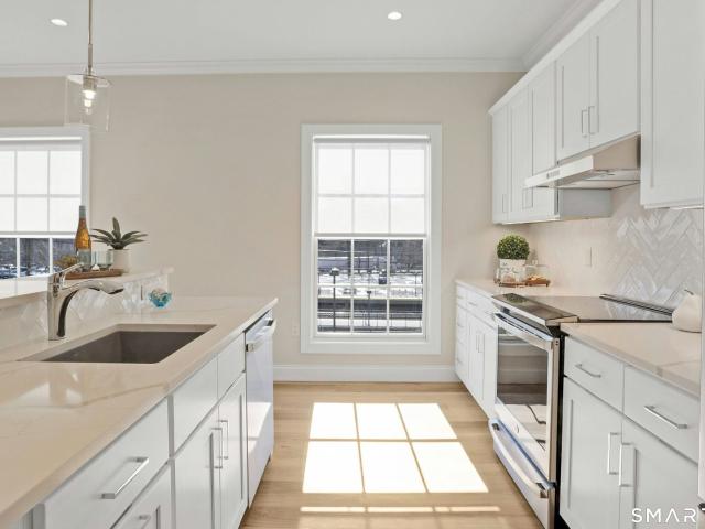 440 Heights Road, Darien, United States, CT