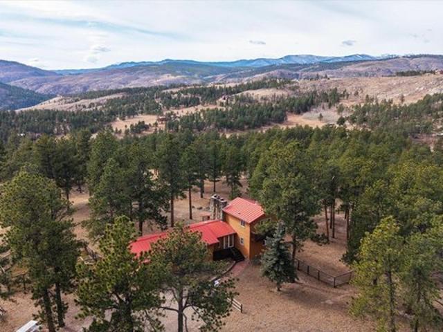 440 LA Hermosa Dr, Bellvue, CO 80512