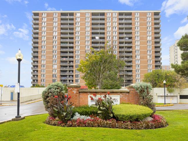 440 McMurchy Avenue South, ﻿Brampton, ON L6Y 2N5 MetCap Living