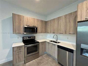 440 NE 35th Ct Unit 2, Oakland Park, US, FL