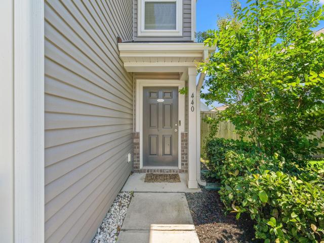 440 Thoroughbred Drive