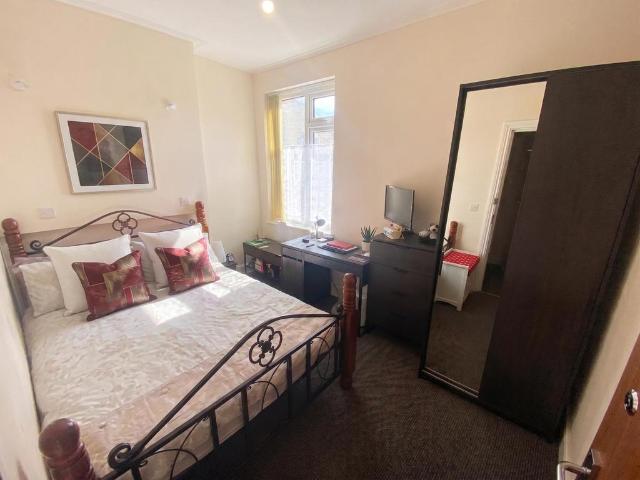 440A East Park Road, Leicester LE5 2 bed house to rent £823 pcm £190 pw
