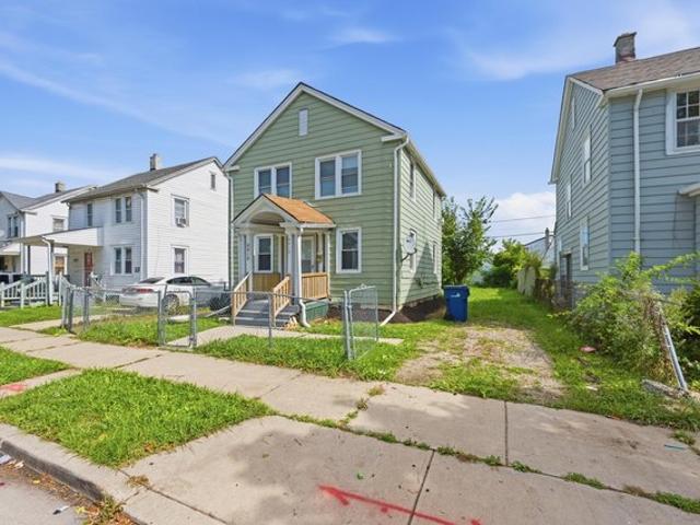 4414 N 25th St, Milwaukee, WI 53209