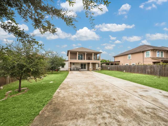 4414 Ivy Lane