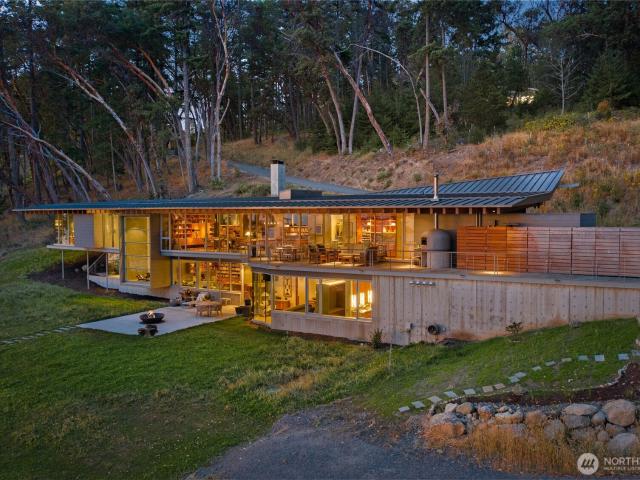 4415 West Side Road