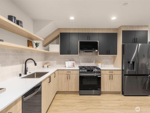 4416 Midvale Ave N, Seattle, WA 98103 | MLS #2486