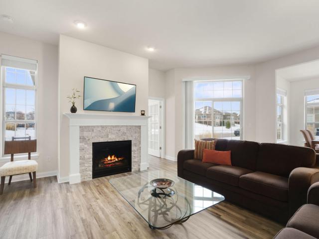4417 Creekside Pass