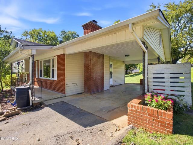 4417 Silverhill Drive