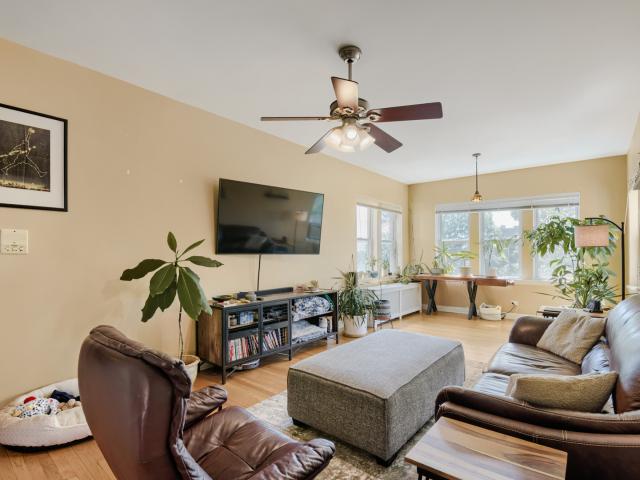 4419 N Whipple Street # 3B