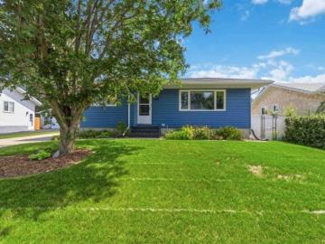 4419 47 Street, Gibbons, AB, T0A 1N1 house for sale | Listing ID E4496 | Royal LePage