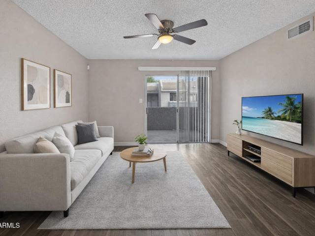 4410 n longview avenue # 208
