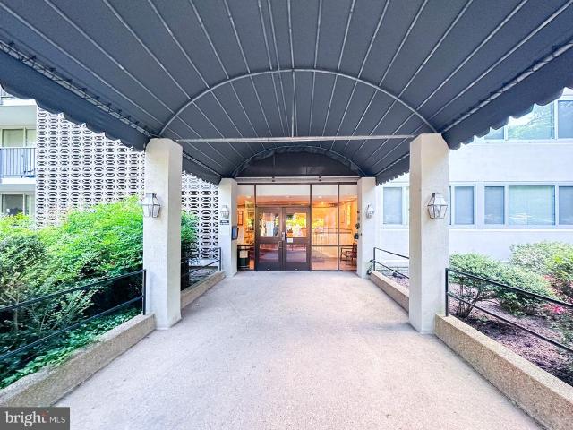 4410 Briarwood Court N # 25