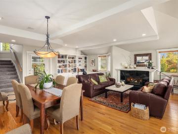 4411 NE 90th St, Seattle, WA 98115 | MLS #2532