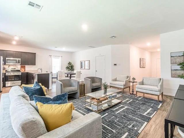 441 Gabbro Gdns