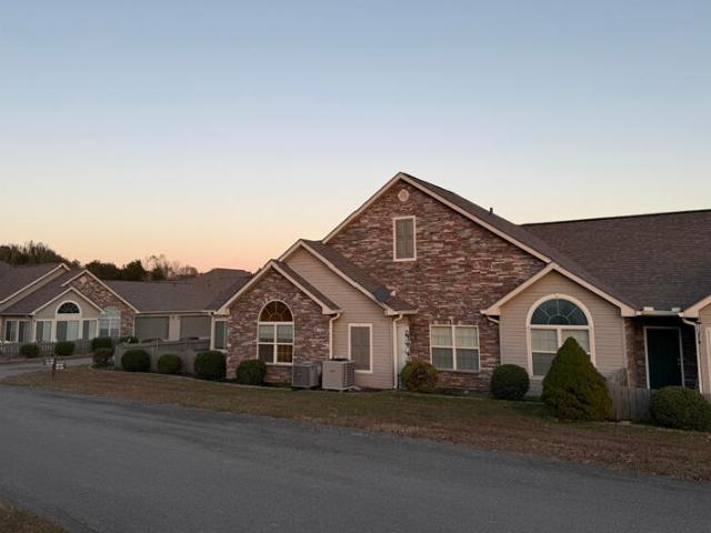 441 Deer Lake Place