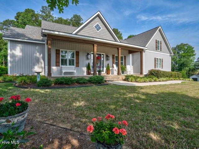 4425 Dayspring Dr, Rocky Mount, NC 27804