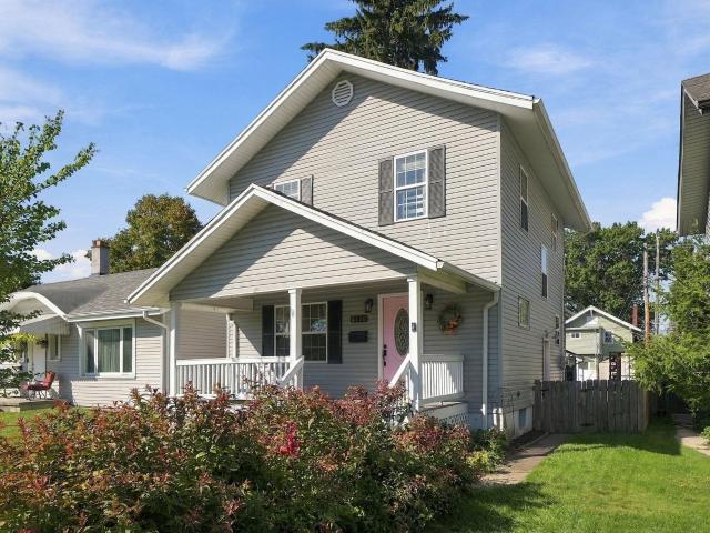 4426 Tacoma Avenue