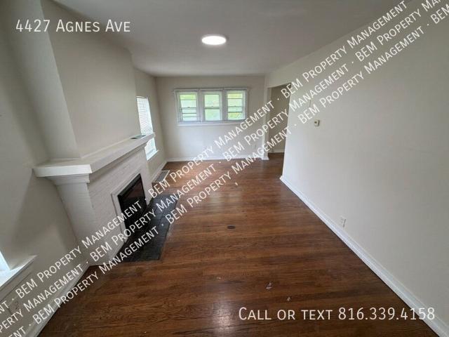 4427 Agnes Ave, 3 beds, 1 full bath