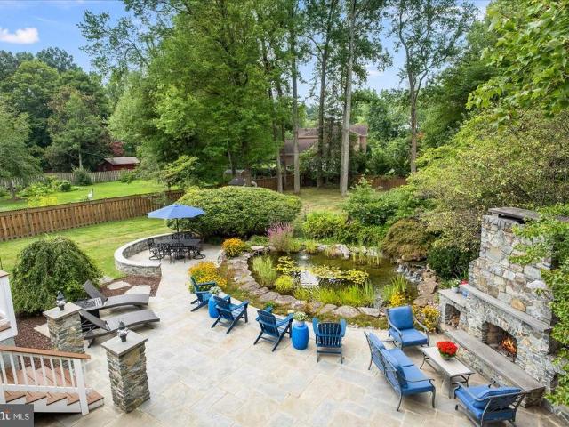 4429 Neptune Drive