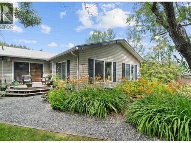 4421 73 Avenue Ne, Salmon Arm, BC, V0E 1K0 house for sale | Listing ID 10394 | Royal LePage