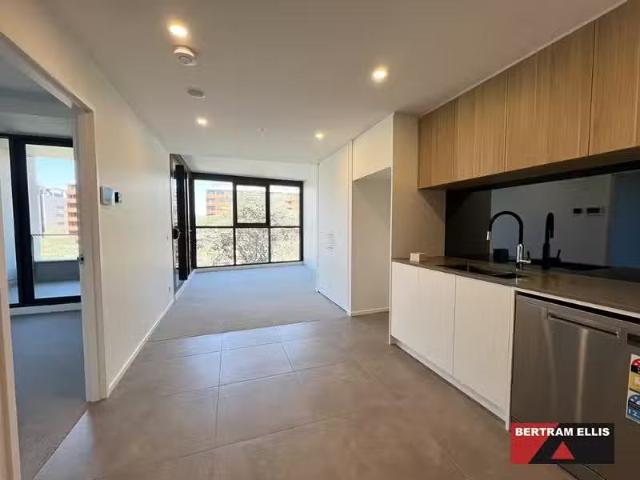 442/39 Owen Crescent, Lyneham Apartment for rent Listed by No.
