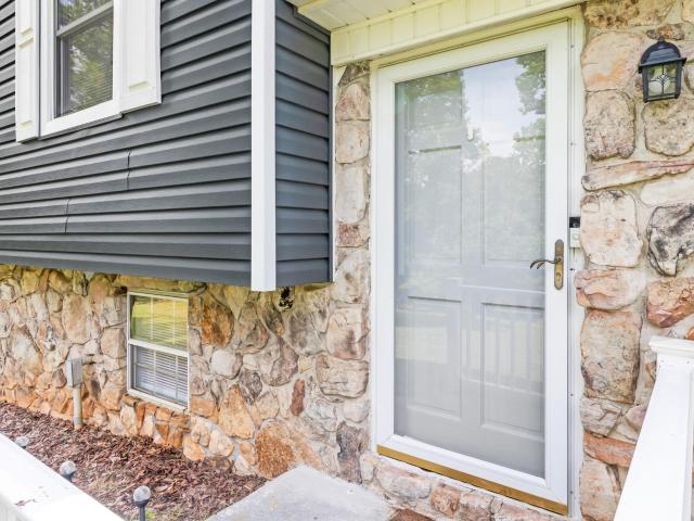 442 Corvin Road NE