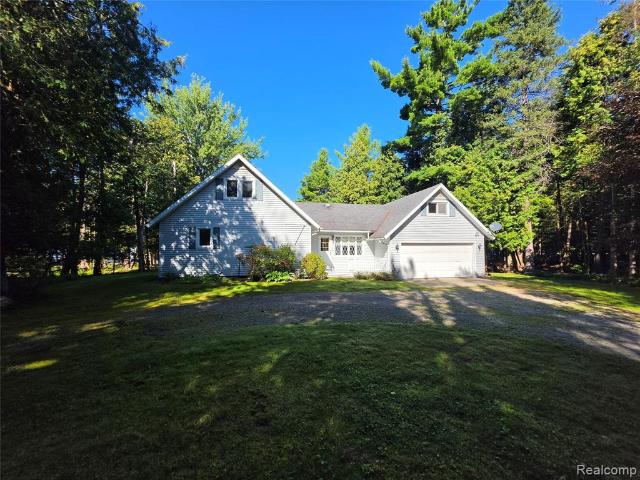 442 Scotts Bay Drive