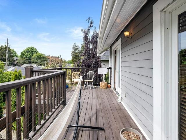 442 West 17th Avenue apartment — Vancouver, BC 0 Bedroom 0 Bedroom