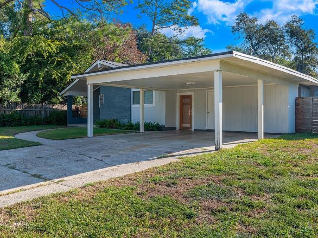4437 Norway Drive