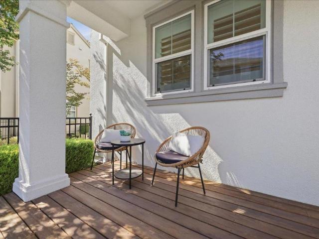 4437 Sunset View Drive