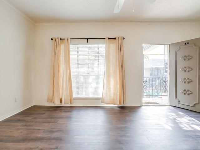 4438 Harlanwood Drive # 211