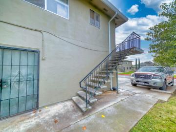 4439 Calandria St, Unit 4, Stockton, CA 95207 | MLS #225145