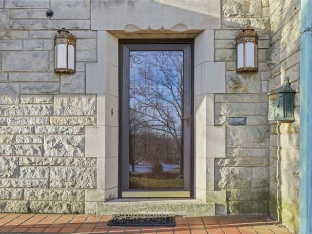 4430 Brownsville Rd, Whitehall, US, PA
