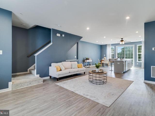44315 Azalea Way