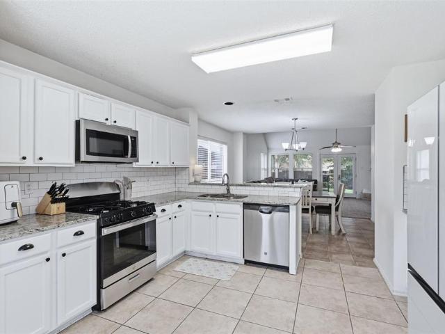 4431 Santa Fe Lane