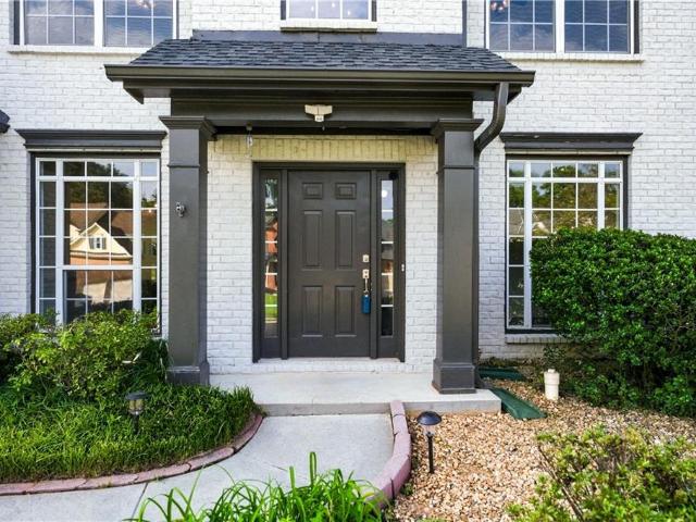 443 Leggett Oaks Lane